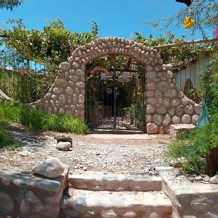 Hostel Mami Cruz Cachí Buitenkant foto